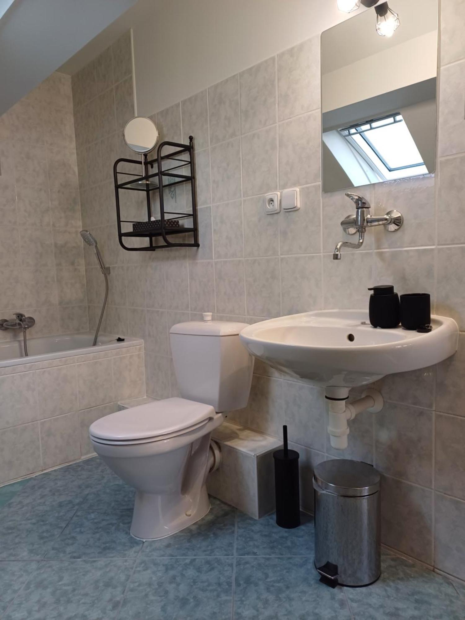 Loft Apartment Karlsbad Exteriör bild